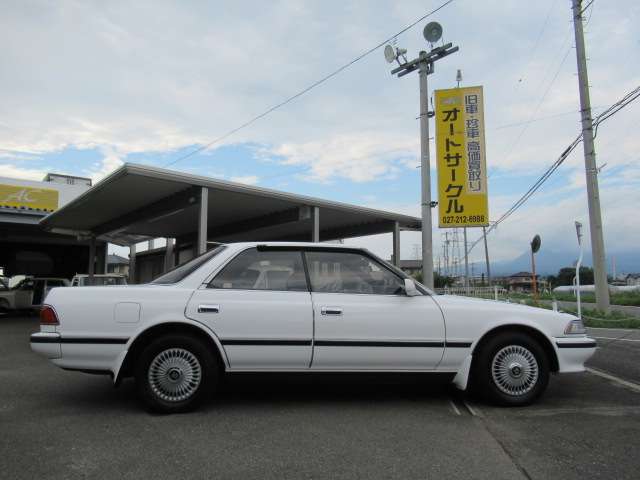 1990 Toyota Mark2 Sedan – thumbnail 4