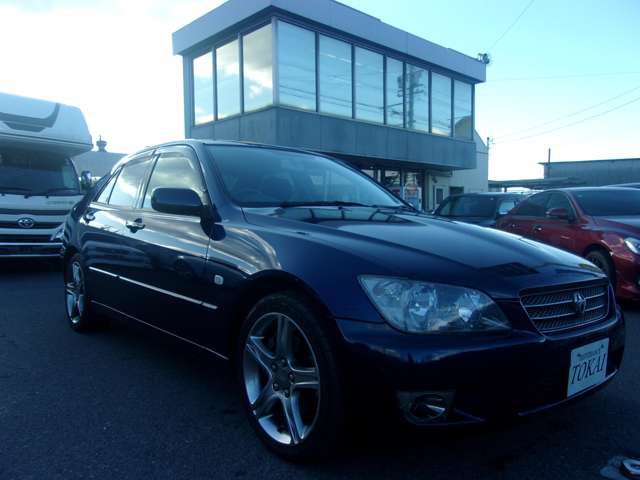 2005 Toyota Altezza – thumbnail 3
