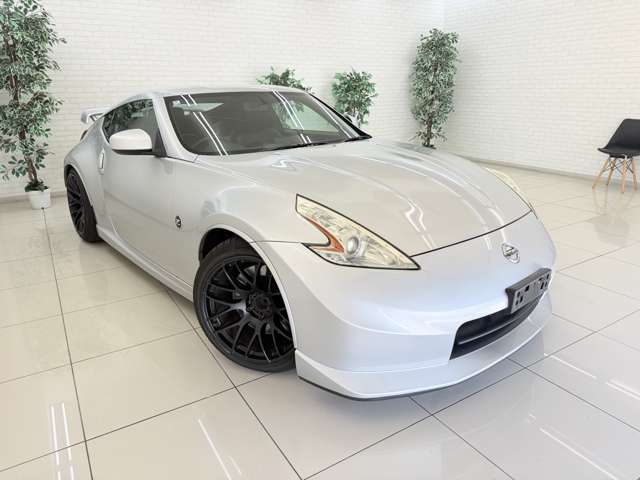 2009 Nissan Fairlady Z – thumbnail 2