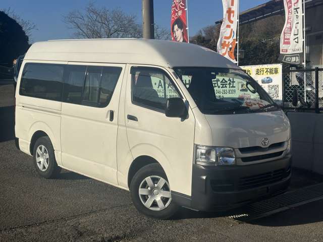 2007 Toyota Hiace – thumbnail 2