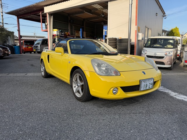 2005 Toyota MR-S