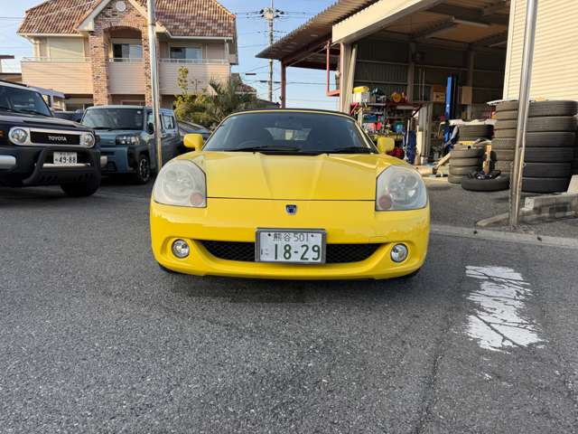 2005 Toyota MR-S – thumbnail 2