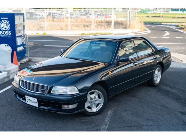 1996 Nissan Leopard – thumbnail 3