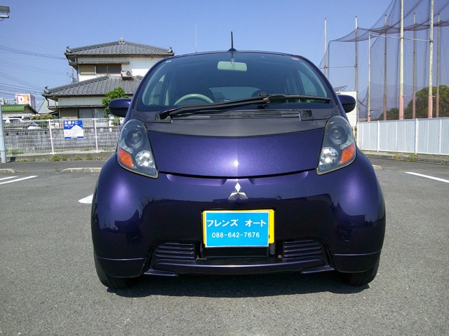 2010 Mitsubishi i
