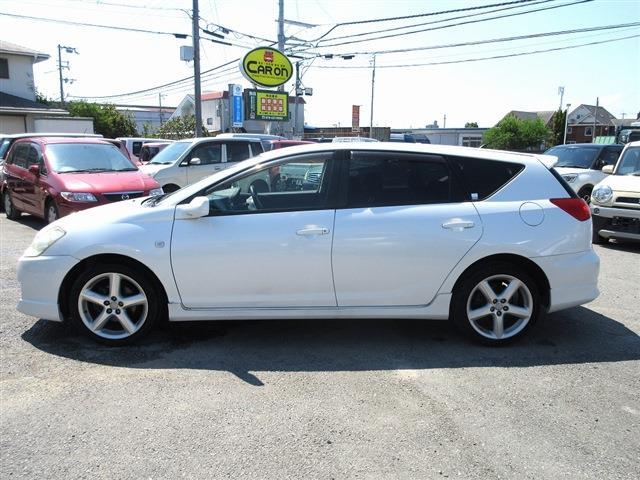 2004 Toyota Caldina – thumbnail 4