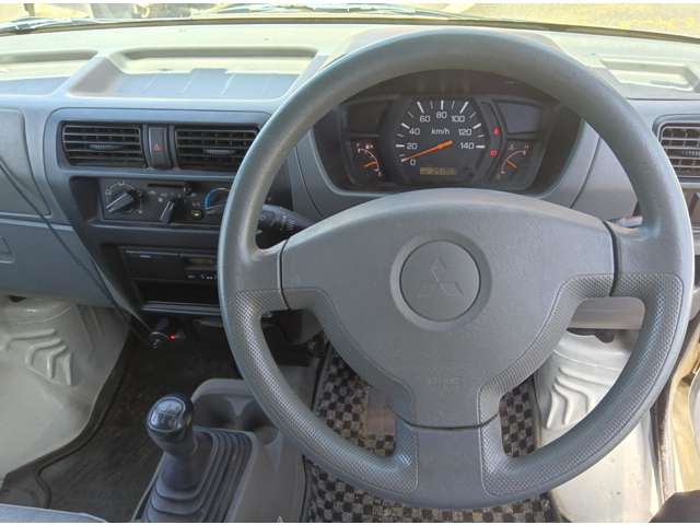 2006 Mitsubishi Minicab Van – thumbnail 3