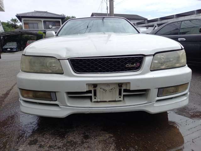 2000 Nissan Laurel – thumbnail 2