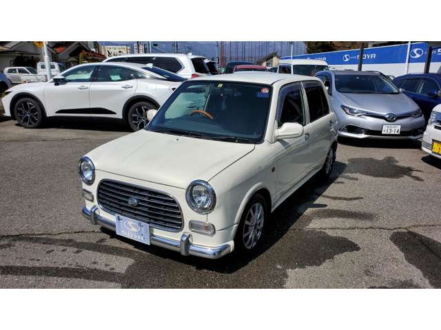 2000 Daihatsu Mira Gino – thumbnail 3