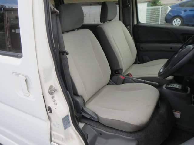 2008 Nissan Clipper Rio – thumbnail 2