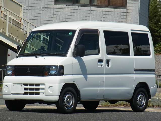 2010 Mitsubishi Minicab Van – thumbnail 4