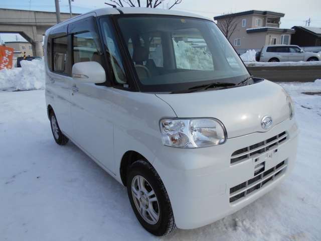 2009 Daihatsu Tanto – thumbnail 3