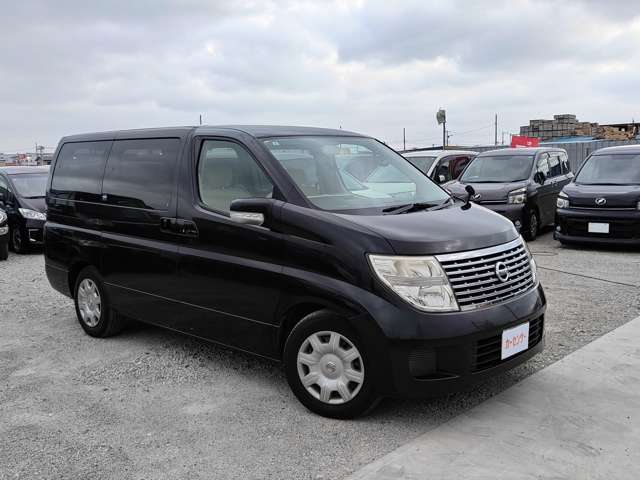 2007 Nissan Elgrand – thumbnail 2