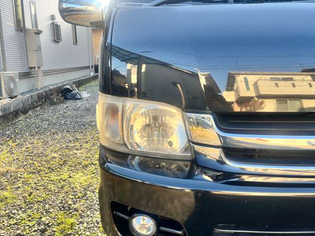 2008 Toyota Hiace – thumbnail 4