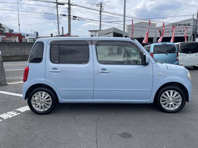 2010 Daihatsu Mira Cocoa – thumbnail 4