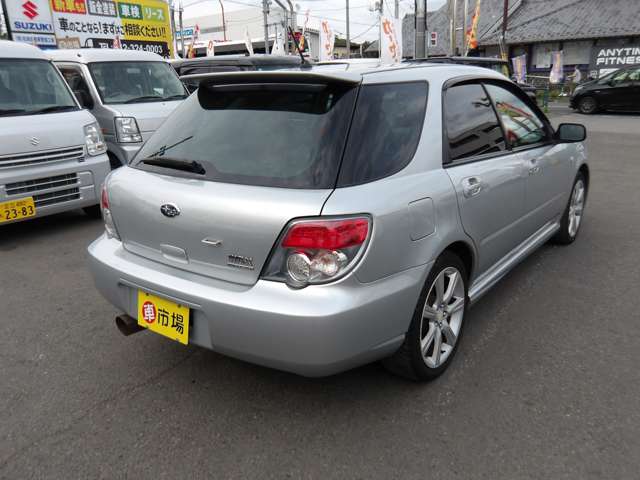 2005 Subaru Impreza Sports Wagon – thumbnail 2