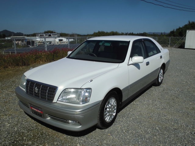 2001 Toyota Crown Royal