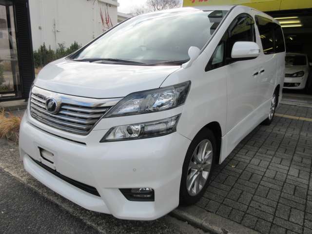 2010 Toyota Vellfire – thumbnail 3