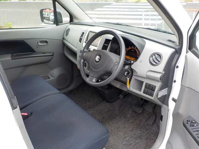 2010 Suzuki Wagon R – thumbnail 4