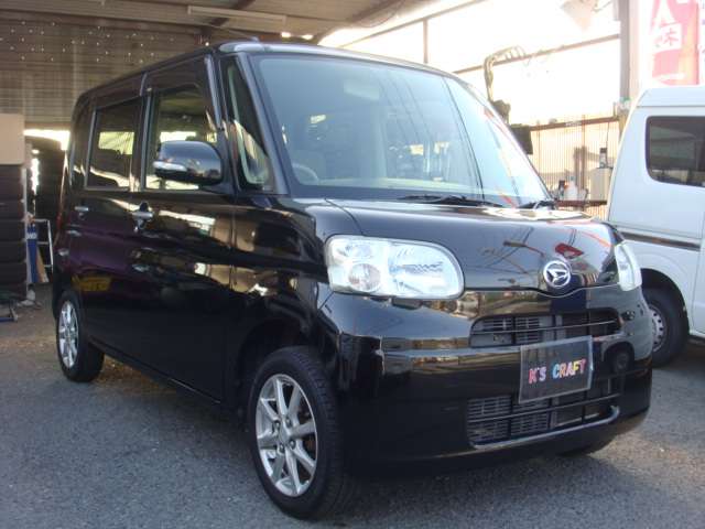 2010 Daihatsu Tanto – thumbnail 3