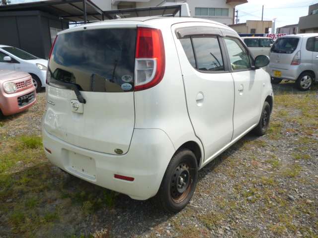 2009 Nissan Moco – thumbnail 2