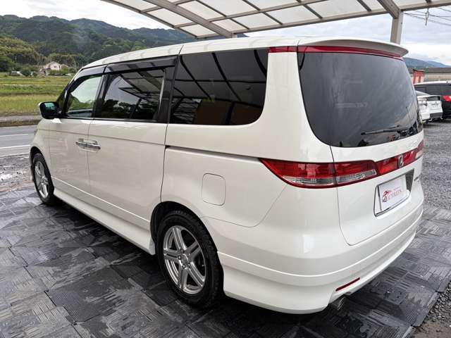 2007 Honda Elysion – thumbnail 2