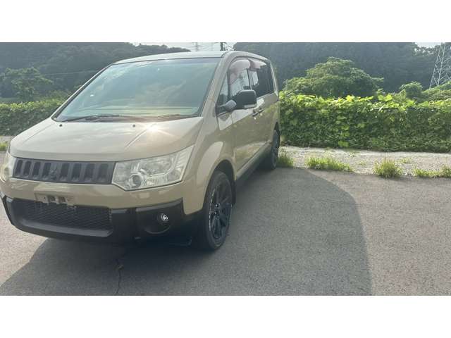 2007 Mitsubishi Delica D:5 – thumbnail 3