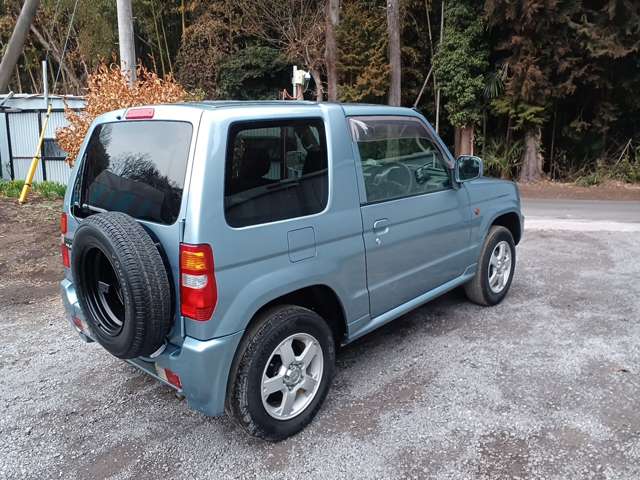 2008 Mitsubishi Pajero Mini – thumbnail 4