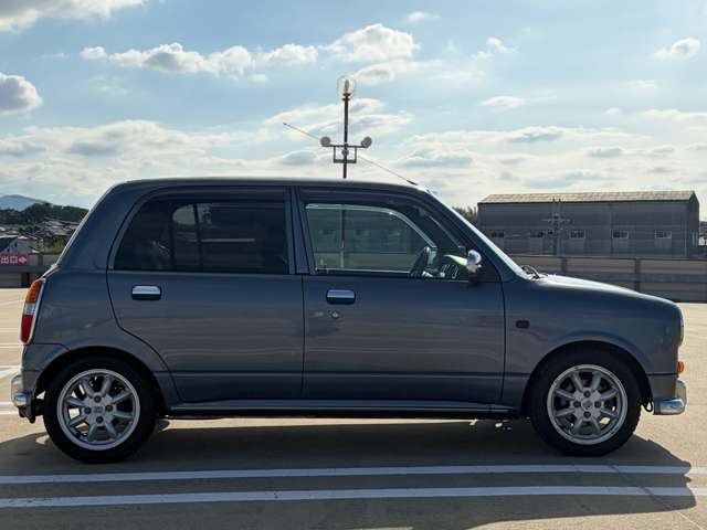 2003 Daihatsu Mira Gino – thumbnail 4