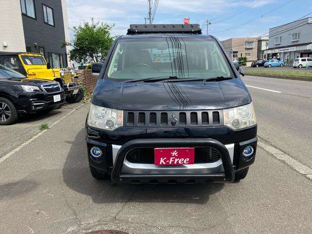 2007 Mitsubishi Delica D:5 – thumbnail 2