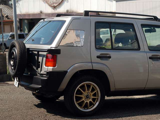 1998 Nissan Rasheen – thumbnail 2