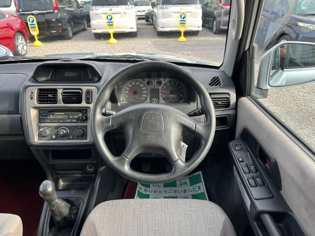 2005 Mitsubishi Pajero iO – thumbnail 3