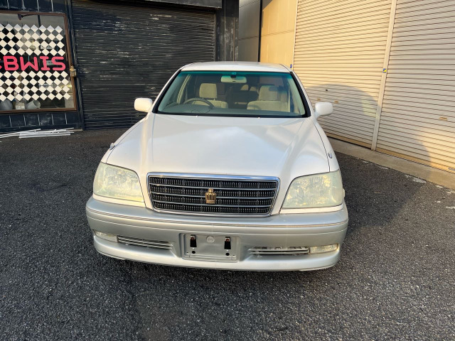 2002 Toyota Crown Royal