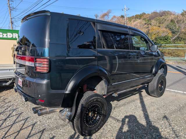 2007 Mitsubishi Delica D:5 – thumbnail 3