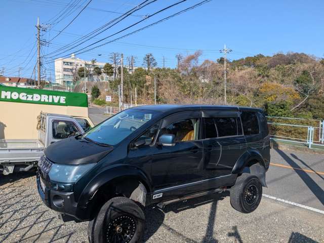 2007 Mitsubishi Delica D:5 – thumbnail 4