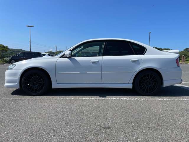 2003 Subaru Legacy B4 – thumbnail 3
