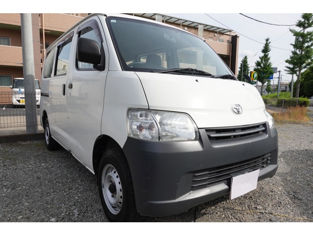 2010 Toyota LiteAce Van
