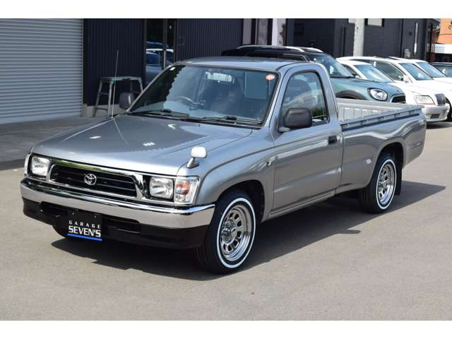 2003 Toyota Hilux – thumbnail 2