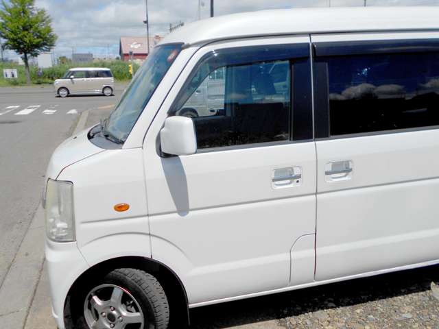 2010 Suzuki Every Wagon – thumbnail 4