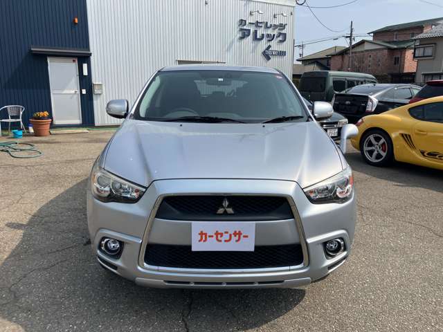 2010 Mitsubishi RVR – thumbnail 2
