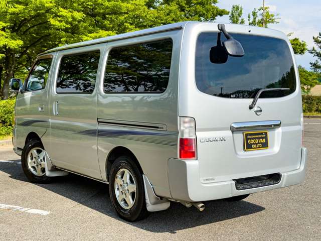 2008 Nissan Caravan – thumbnail 2