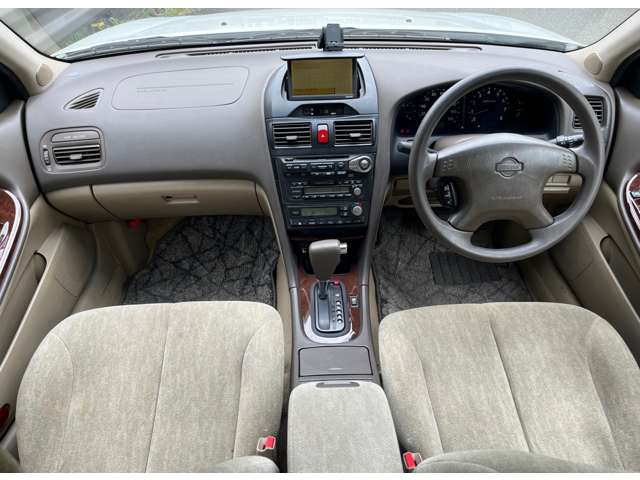 1999 Nissan Cefiro – thumbnail 4
