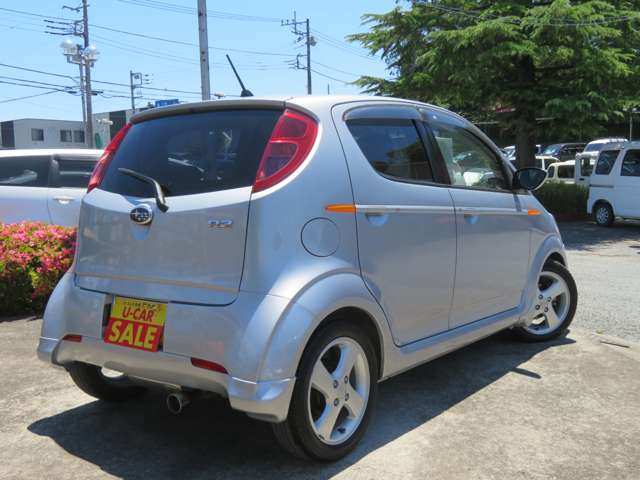 2004 Subaru R2 – thumbnail 2