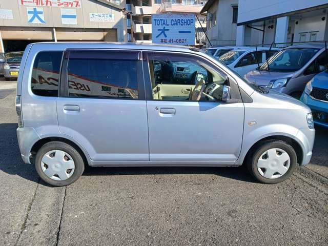 2010 Mitsubishi eK Wagon – thumbnail 4