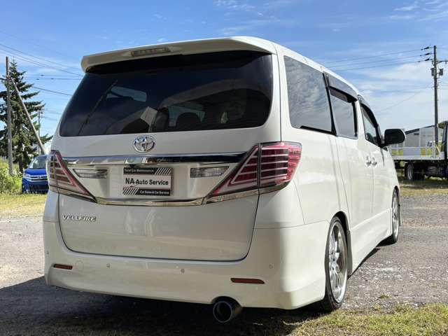 2009 Toyota Vellfire – thumbnail 4
