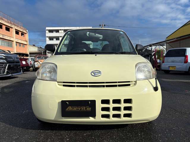 2010 Daihatsu Esse – thumbnail 2
