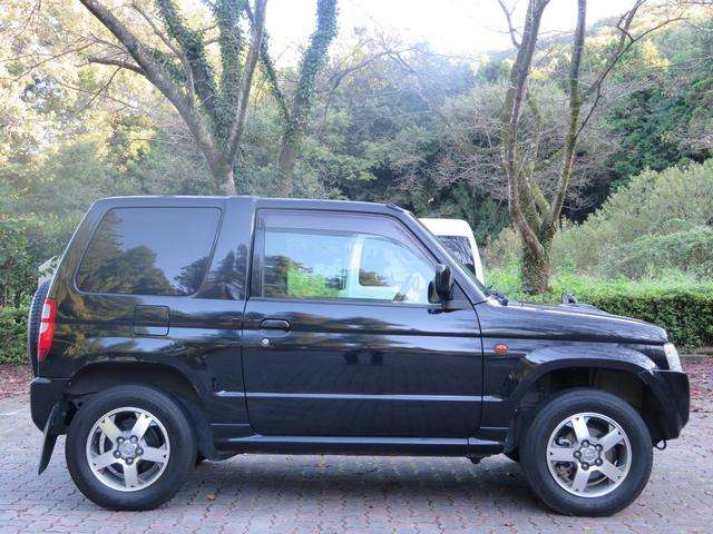 2010 Mitsubishi Pajero Mini – thumbnail 4