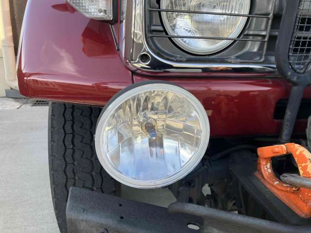1997 Toyota Land Cruiser 70 – thumbnail 3