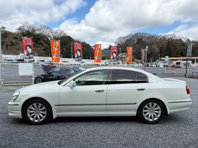 2005 Nissan Cima – thumbnail 4