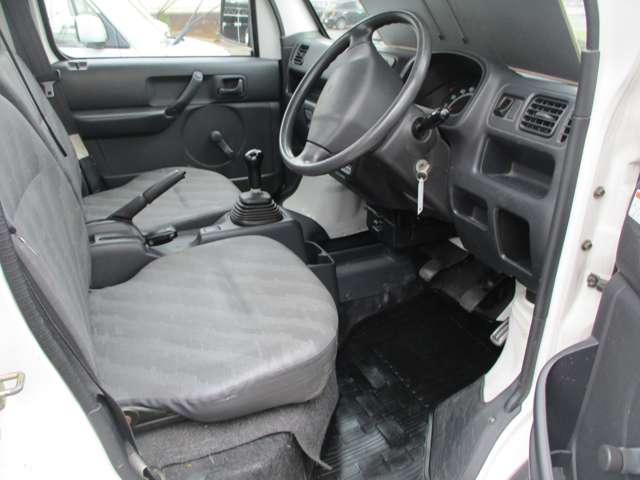 2003 Suzuki Carry – thumbnail 2