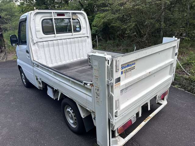 2010 Nissan Clipper Truck – thumbnail 4